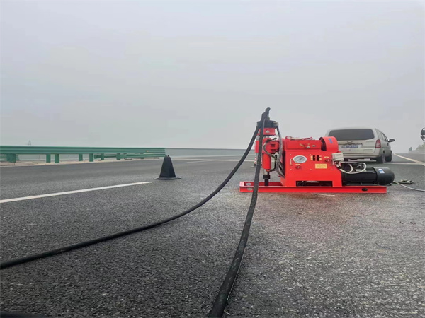 东光马路路基路面开裂下沉注浆加固灌浆