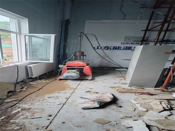 东光地基基础下沉墙体裂缝加固注浆顶升施工